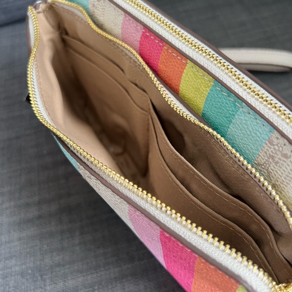 NWT NANETTE LEPORE DABLE ZIP WRISTLET ORGANIZER CASE - Picture 5 of 8